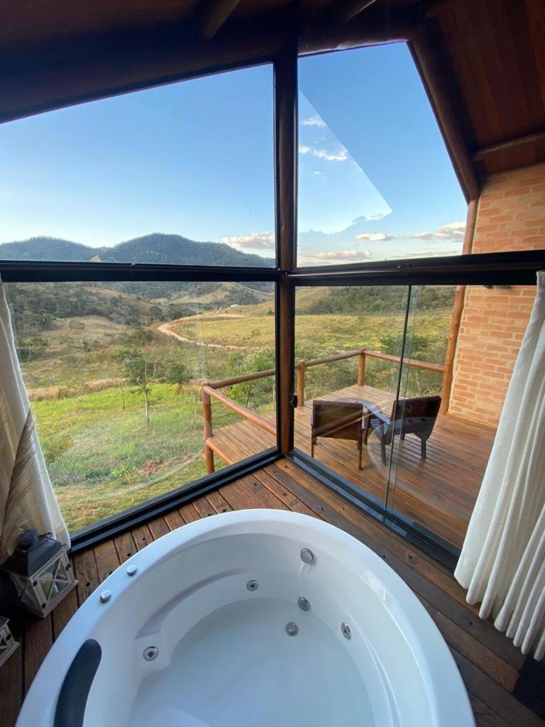 Pousada Ho'Oponopono Chalets & Wine Sapucaí-Mirim Exterior foto