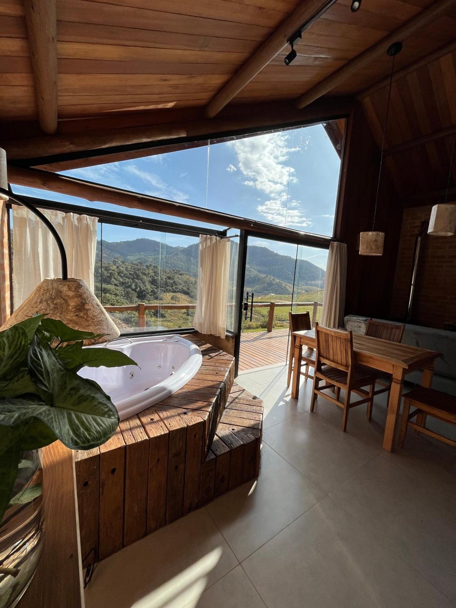 Pousada Ho'Oponopono Chalets & Wine Sapucaí-Mirim Exterior foto